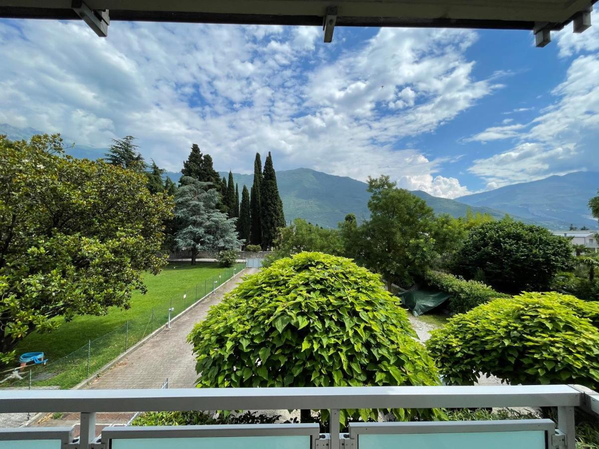 La Dolce Vita Arco Bagian luar foto